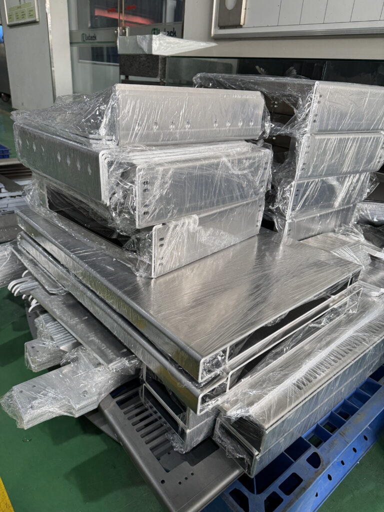 ステンレス板金カバー